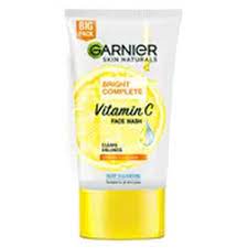 GARNIER BRIGHT COMPLETE  LEMON EXTRACTS FACE WASH 150GM